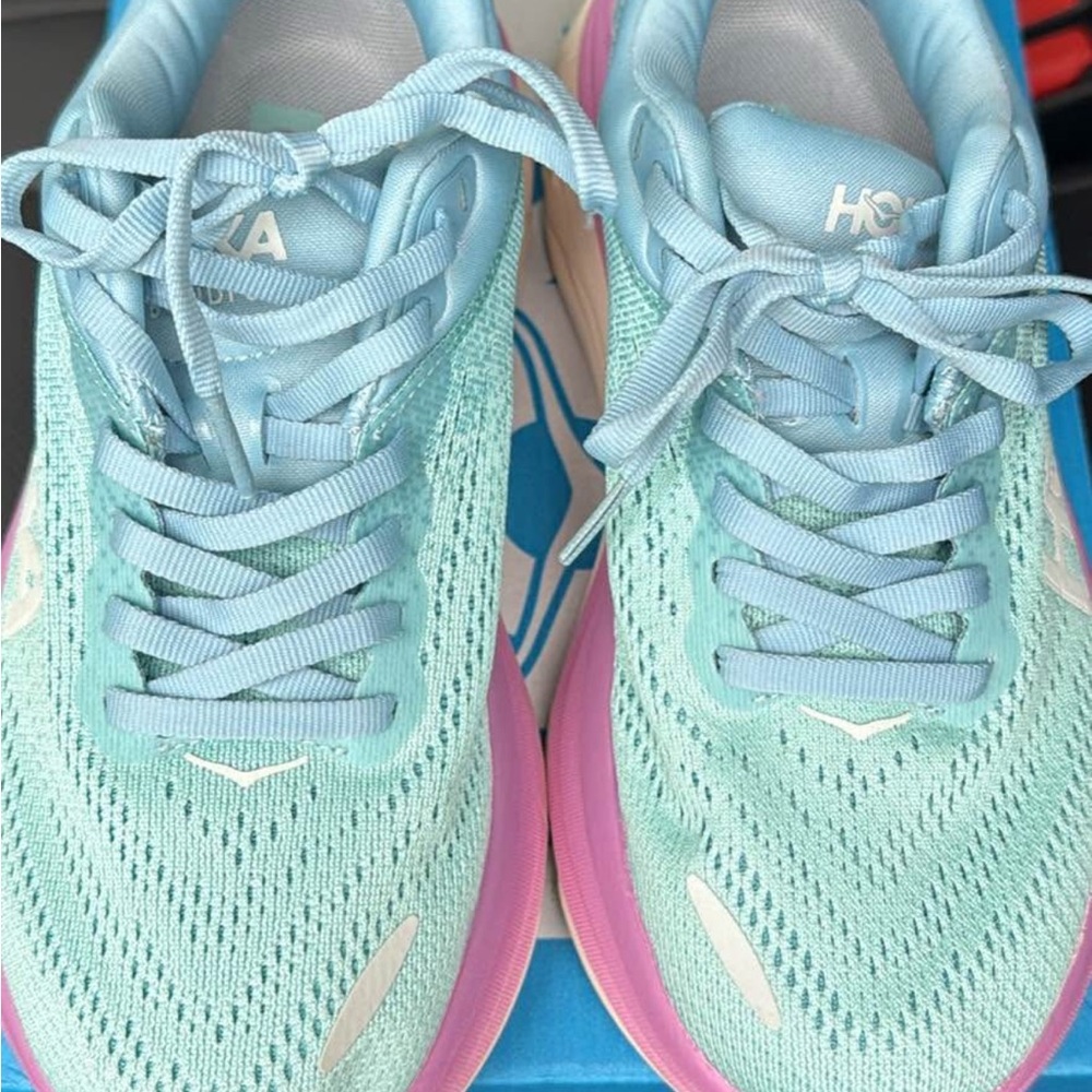 Hoka Blue and Pink Athletic Shoes with Breathable Mesh Bondi 9